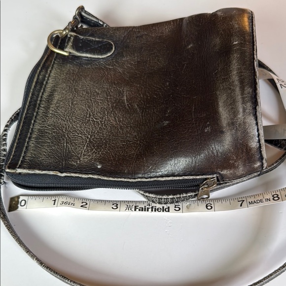 HOBO Vintage Distressed Leather Crossbody Bag - Picture 9 of 11